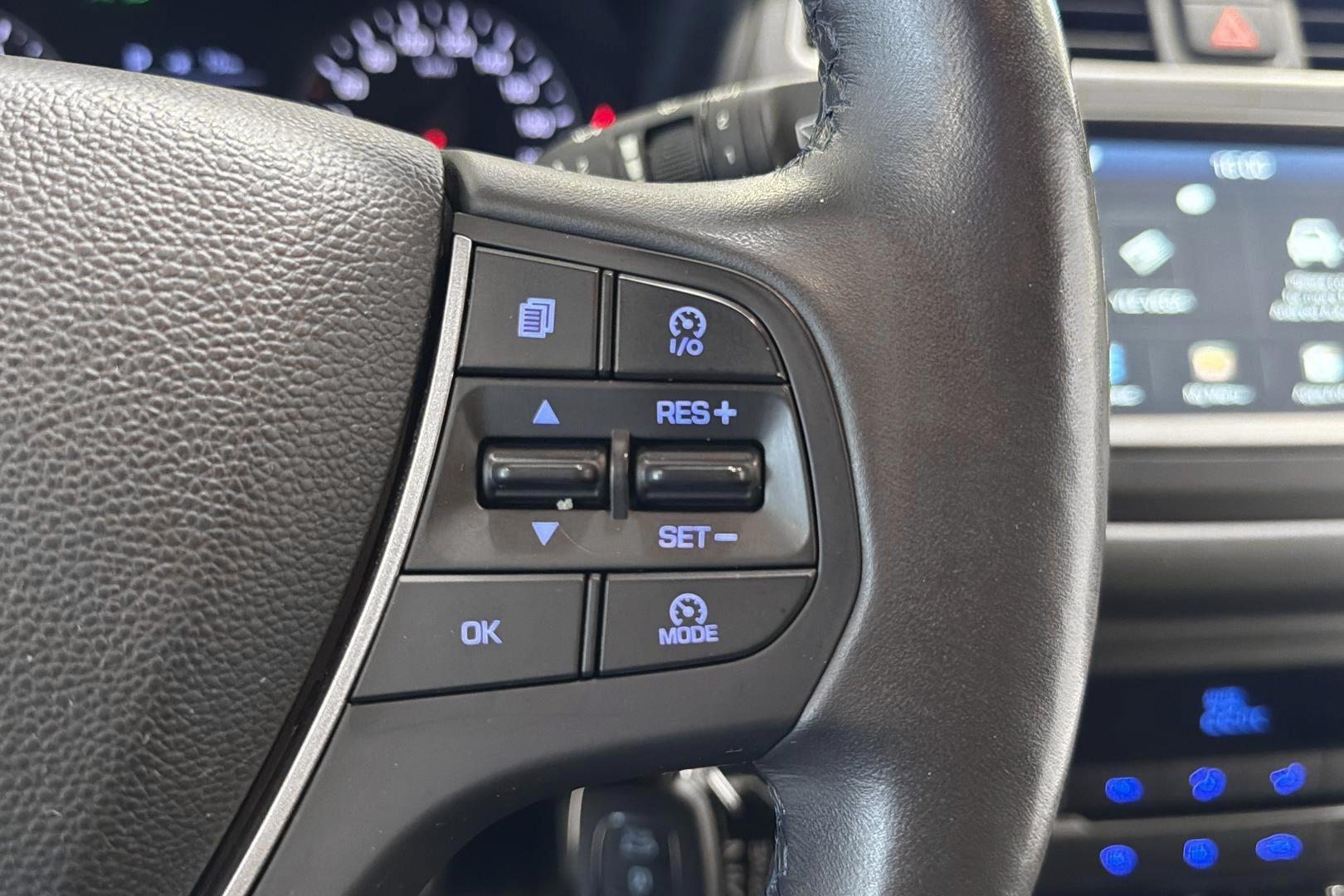 HYUNDAI i20 Hatchback 2018