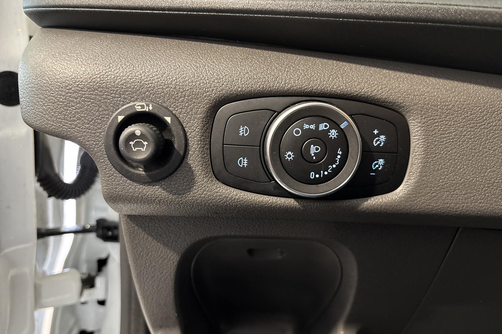 Ford Transit 17