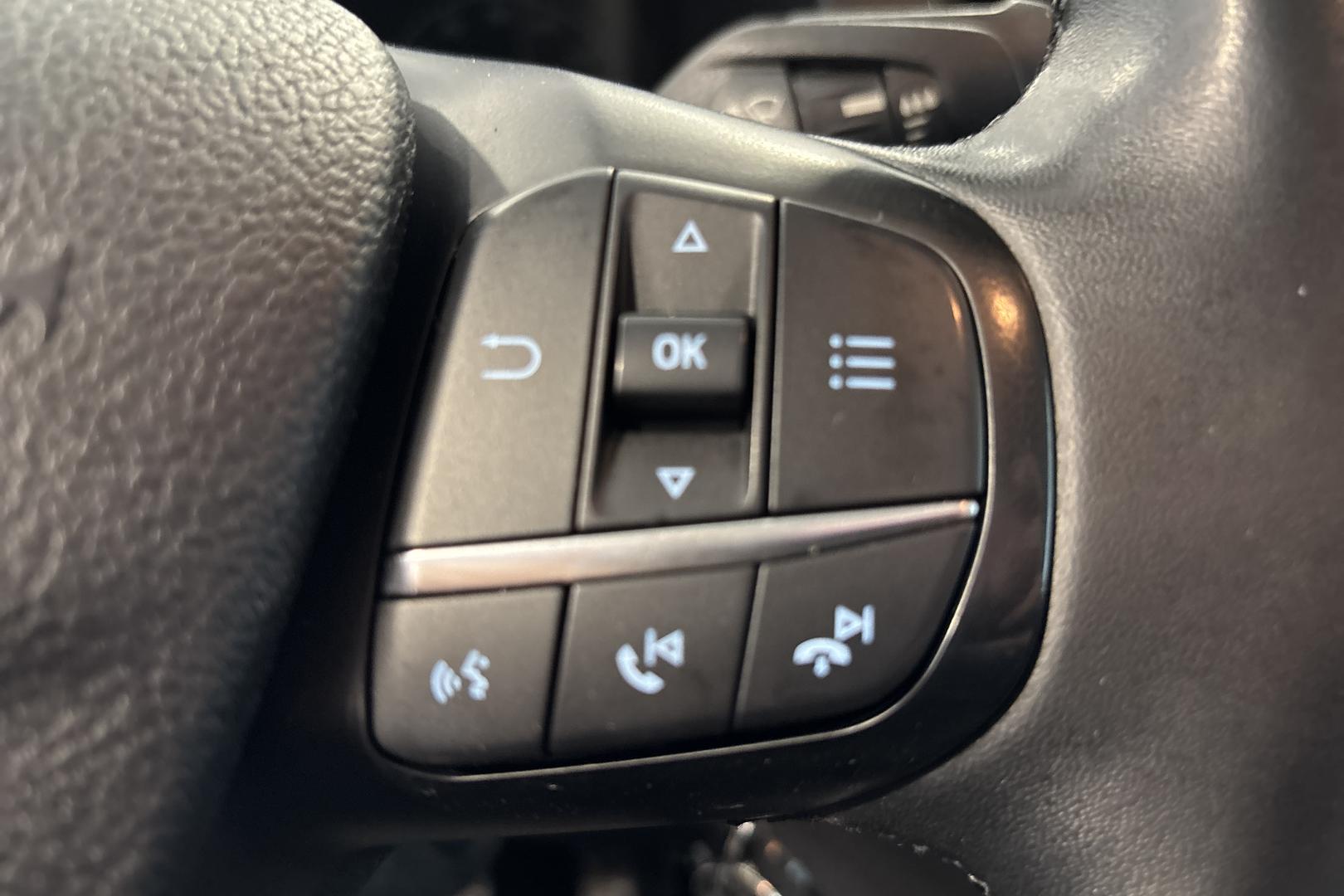 Ford Transit 19