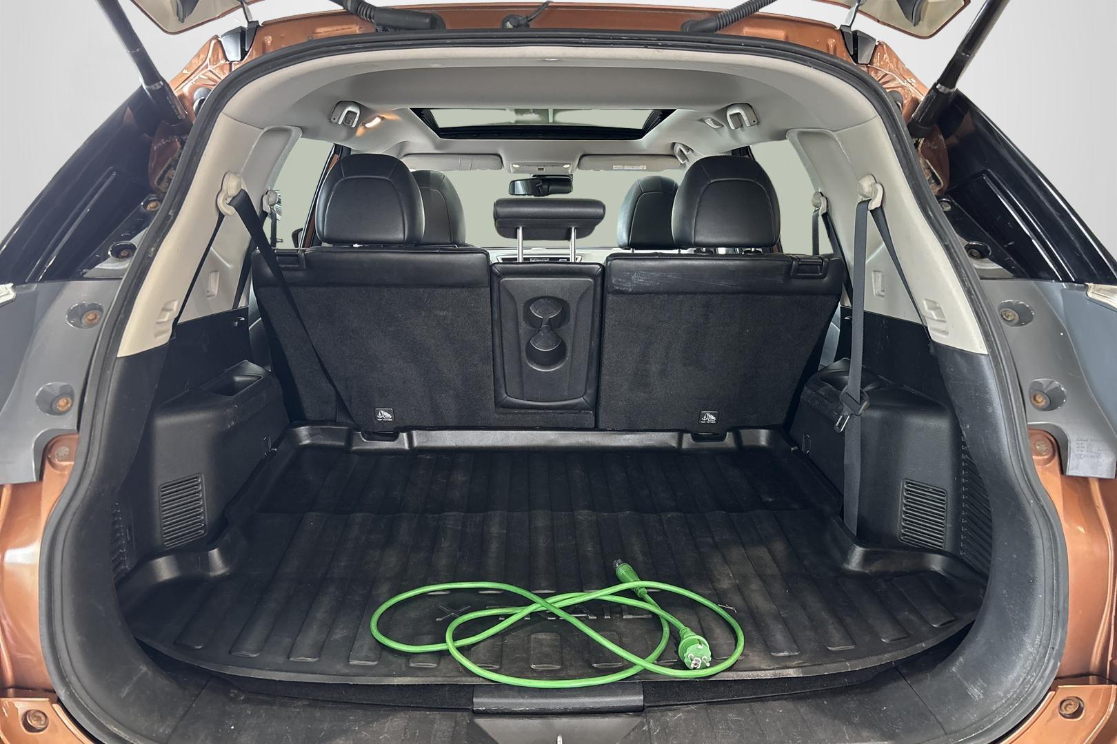 NISSAN X-TRAIL 2014