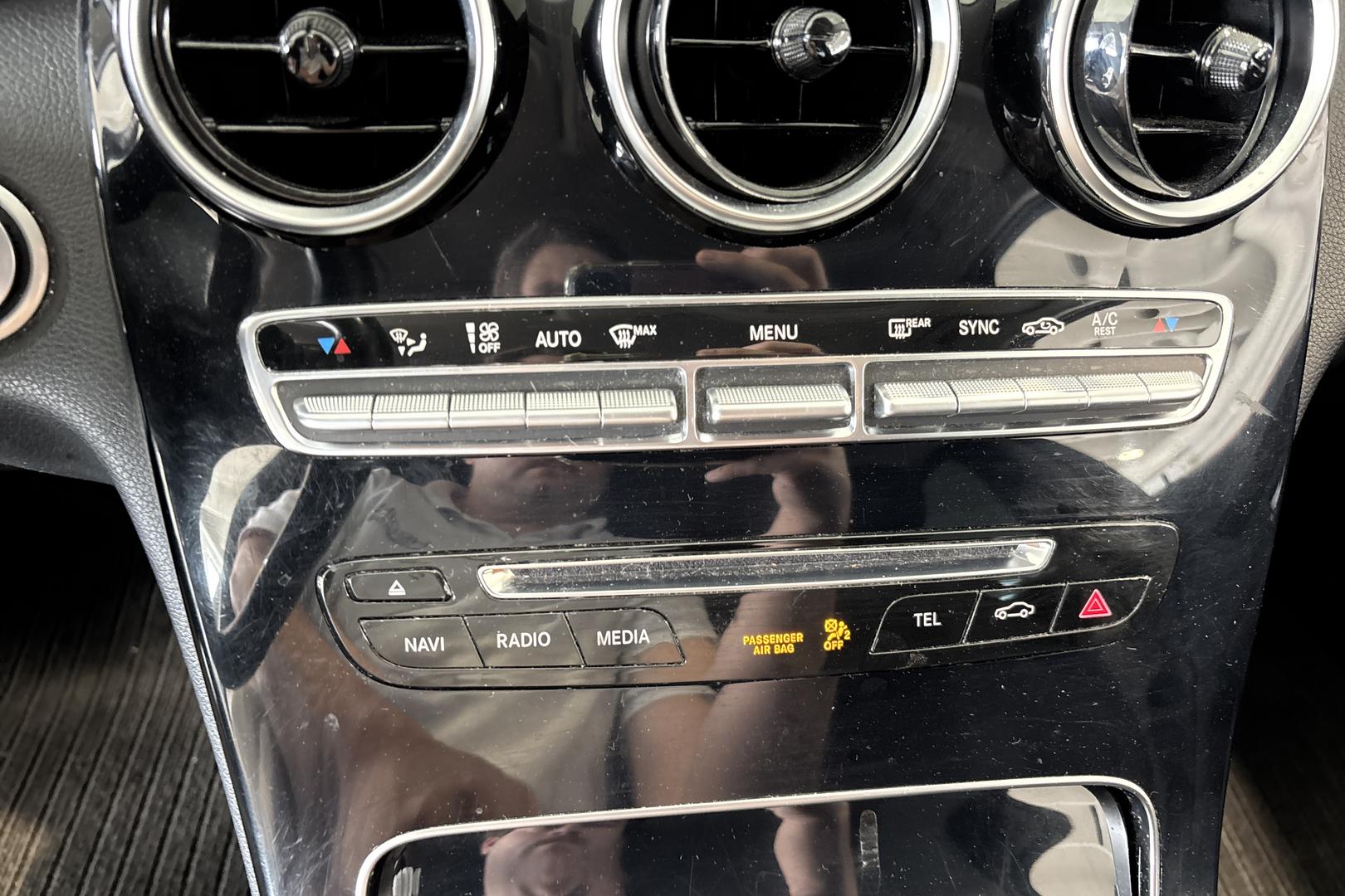 MERCEDES-BENZ C 2015