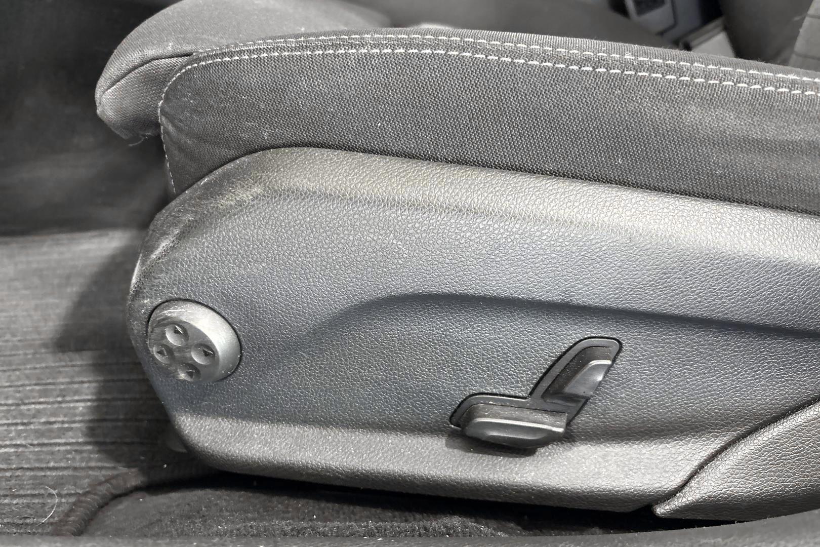 MERCEDES-BENZ C 2015