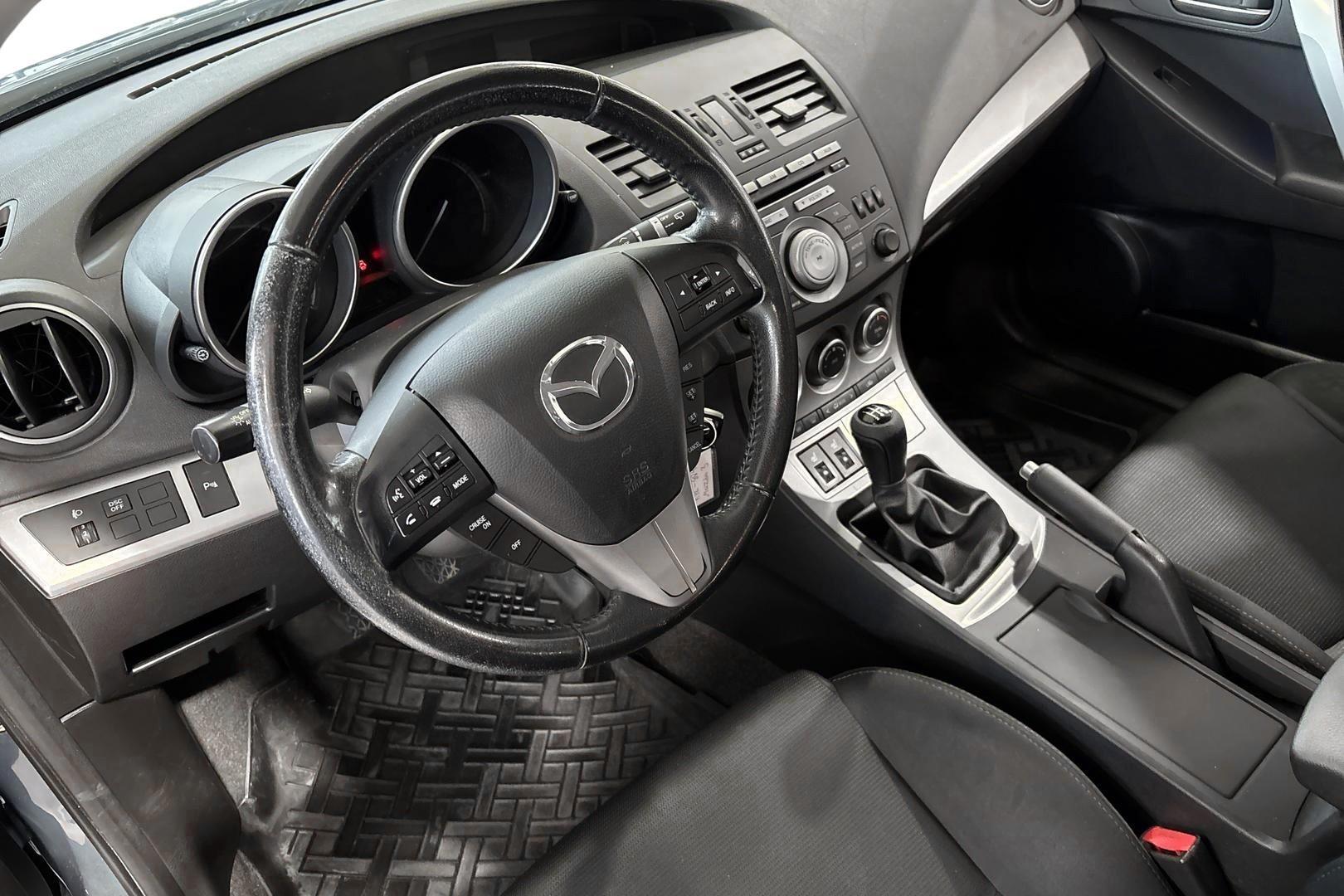 MAZDA Mazda3 2010
