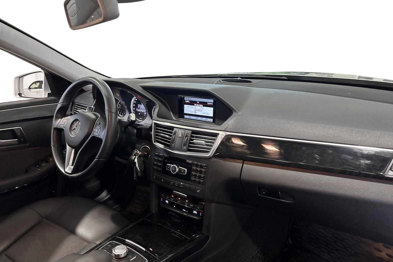 MERCEDES-BENZ E 2013