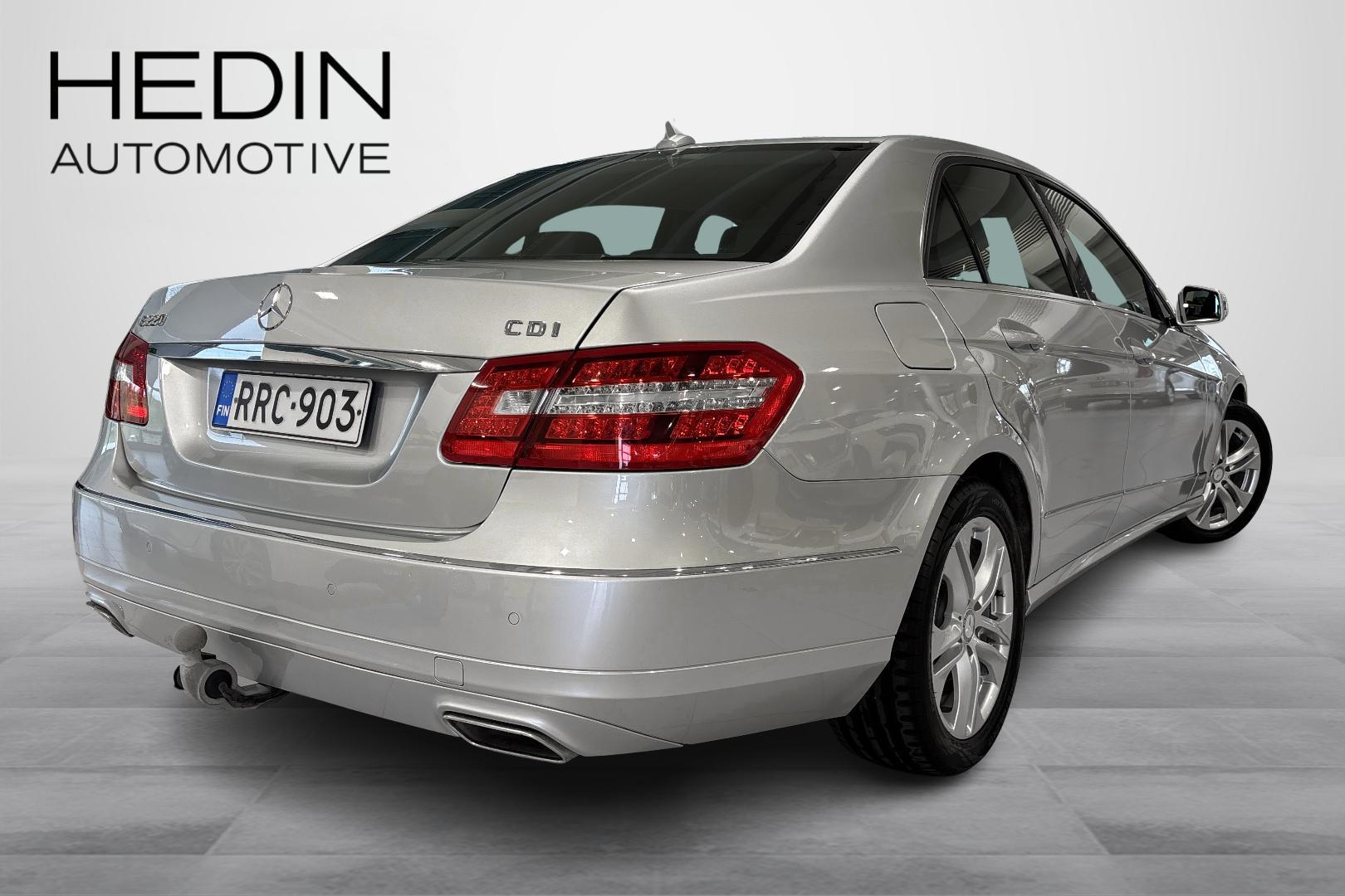MERCEDES-BENZ E 2013