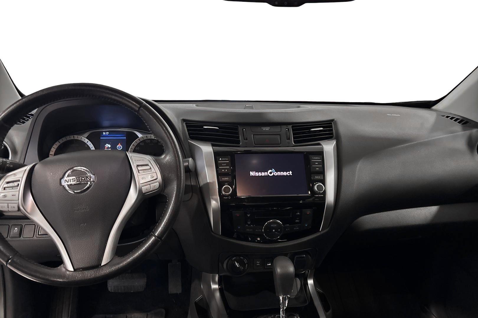NISSAN Navara 2020