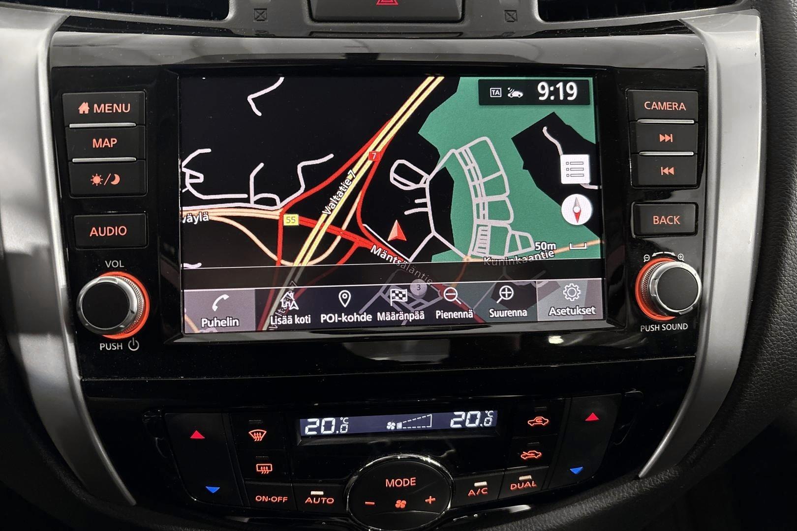 NISSAN Navara 2020