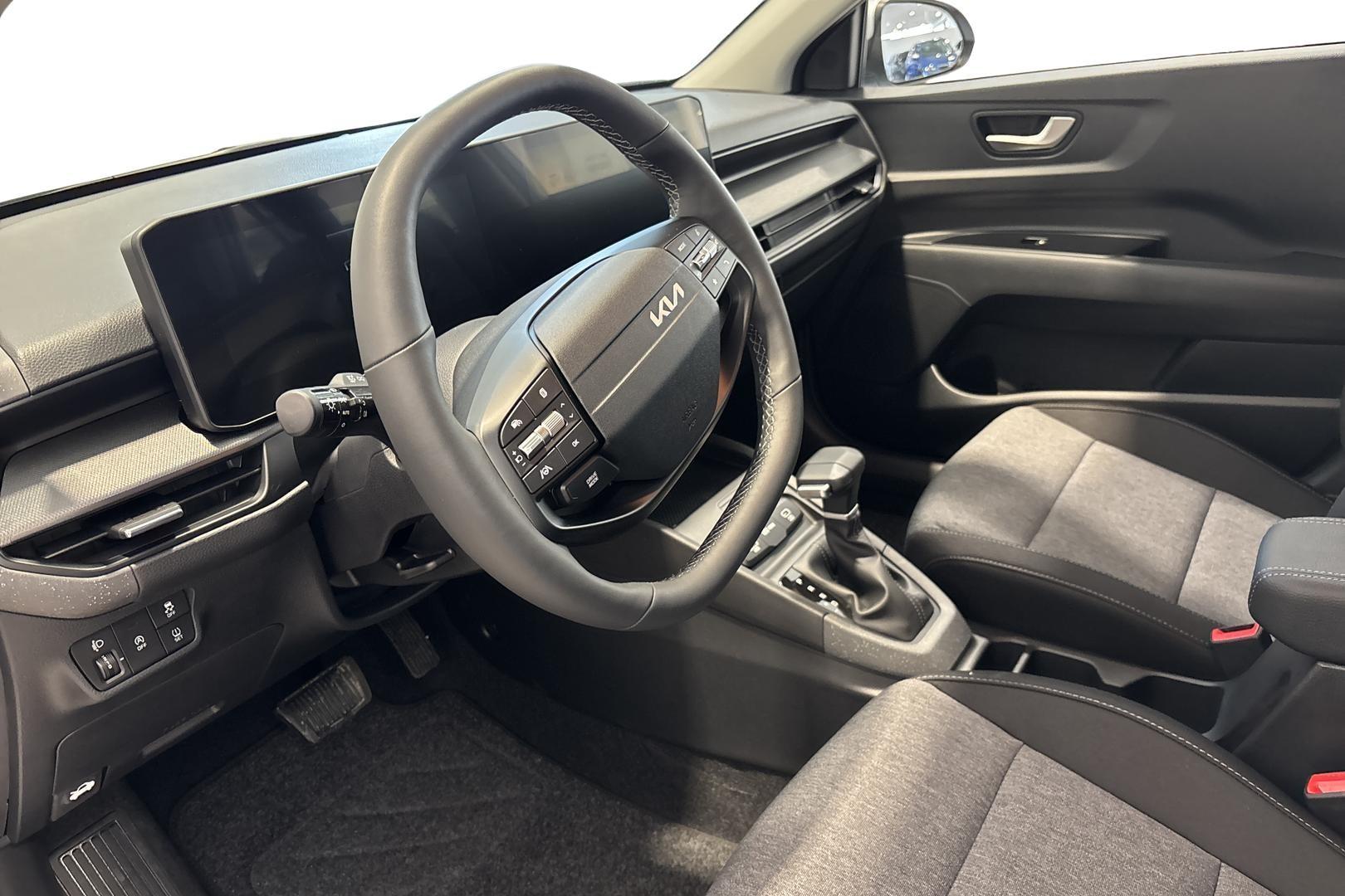 KIA STONIC 7