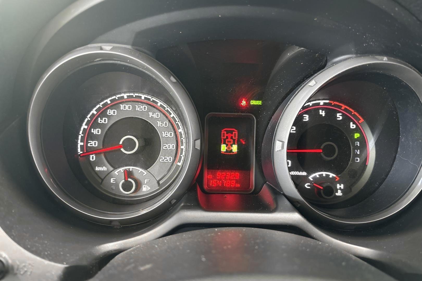 MITSUBISHI Pajero 18