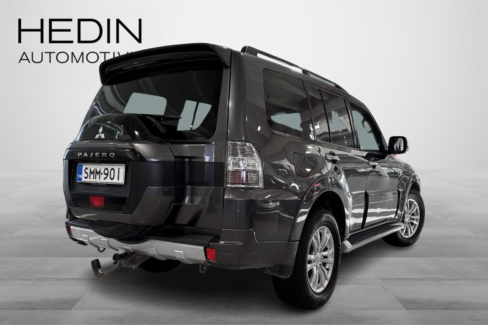 MITSUBISHI Pajero 3