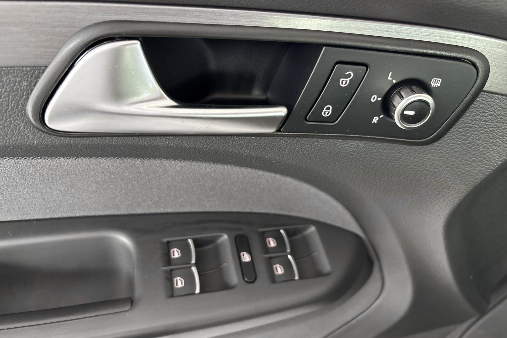 Volkswagen Touran 2015