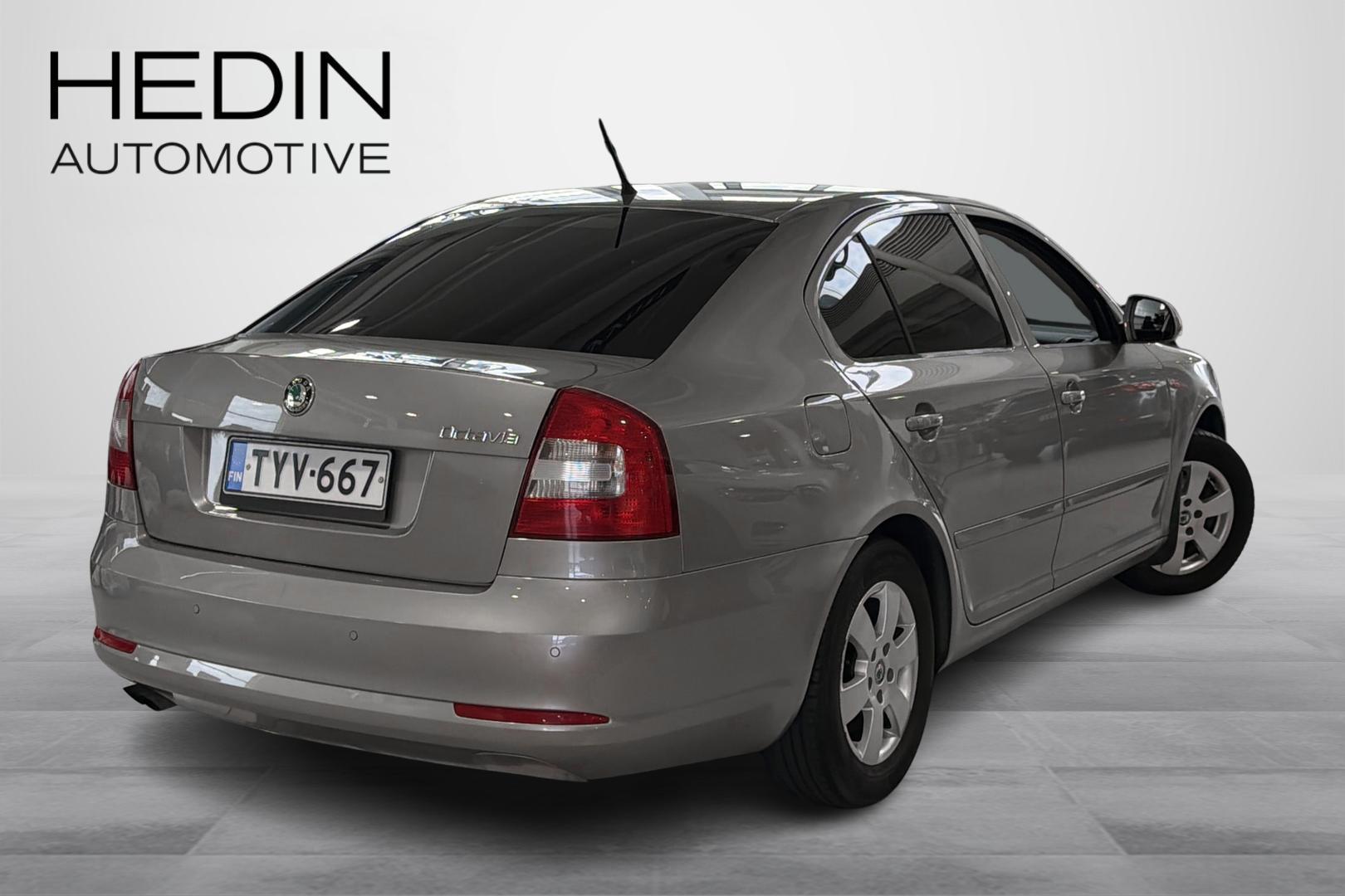 SKODA OCTAVIA 2012