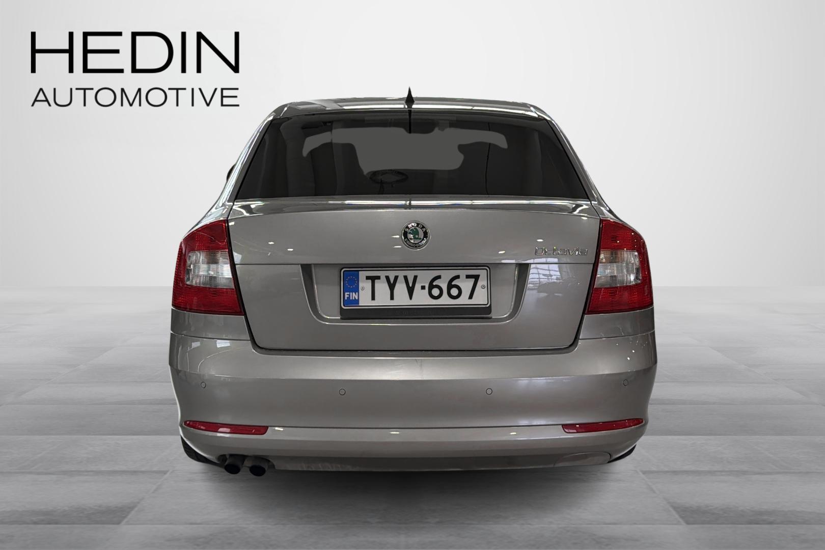 SKODA OCTAVIA 2012