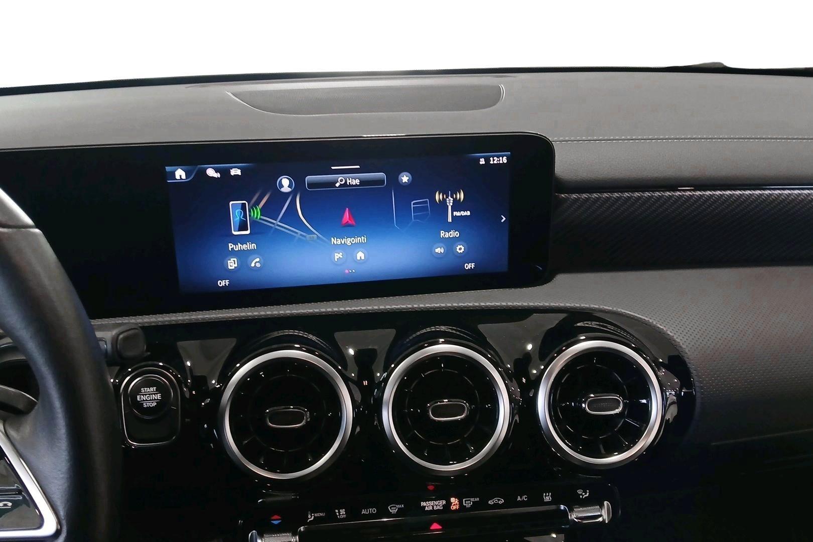 Mercedes-Benz CLA 2024