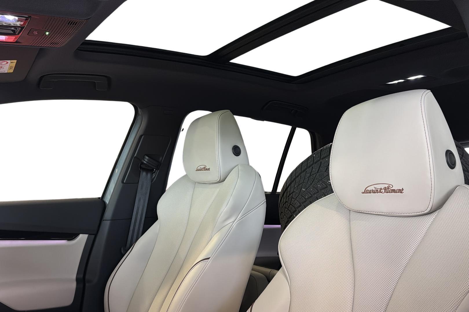 SKODA Enyaq 2025