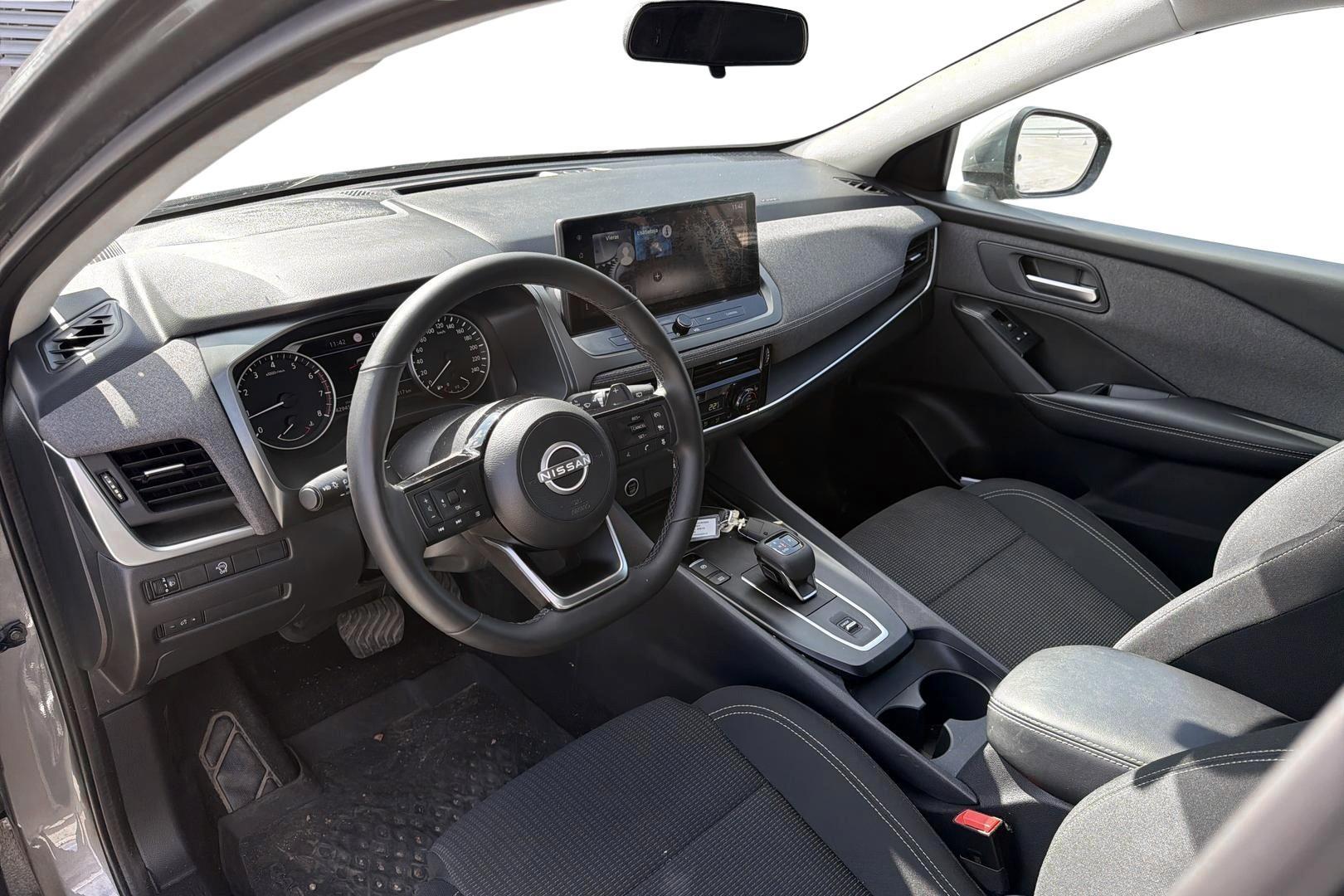 NISSAN Qashqai 2024
