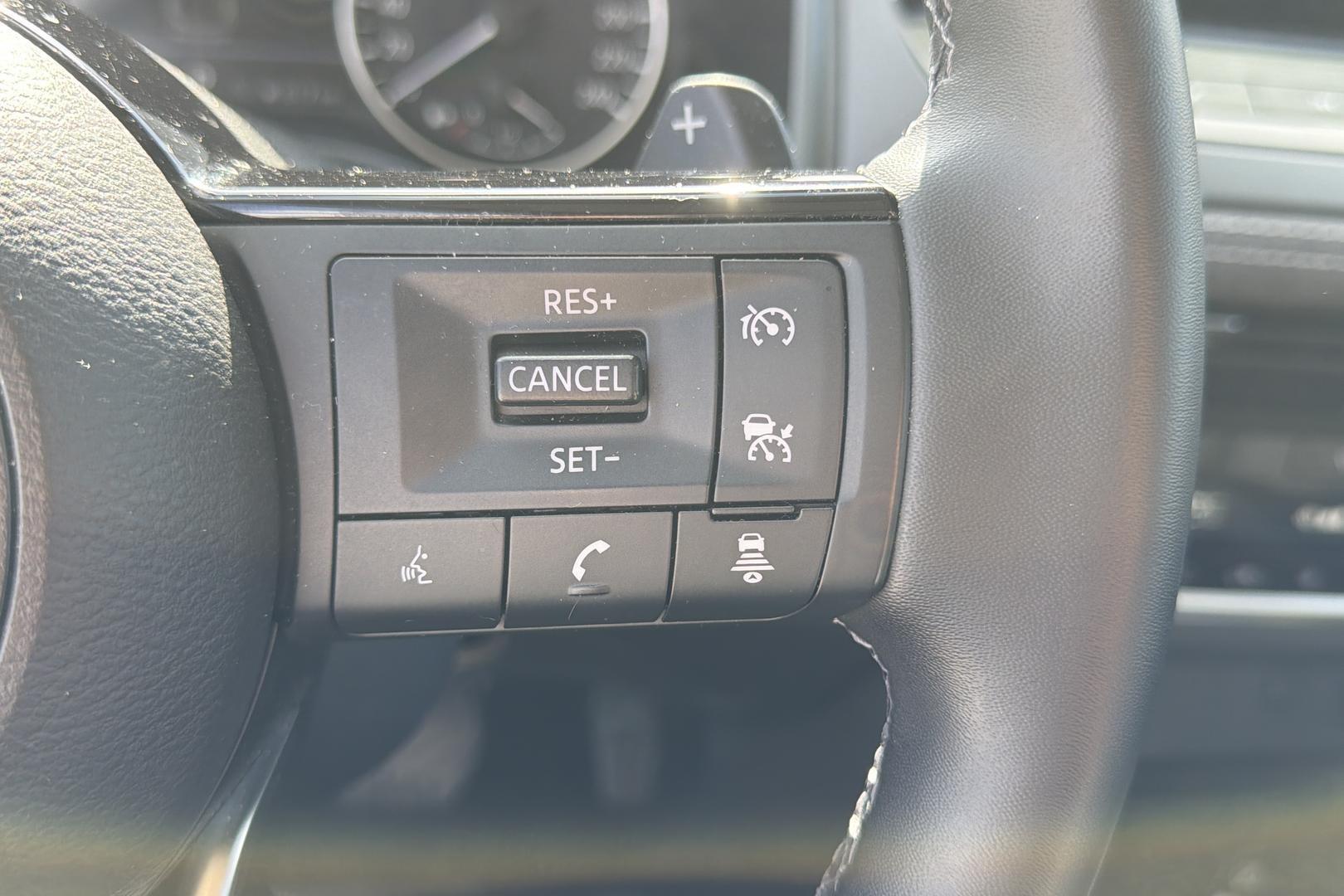 NISSAN Qashqai 2024