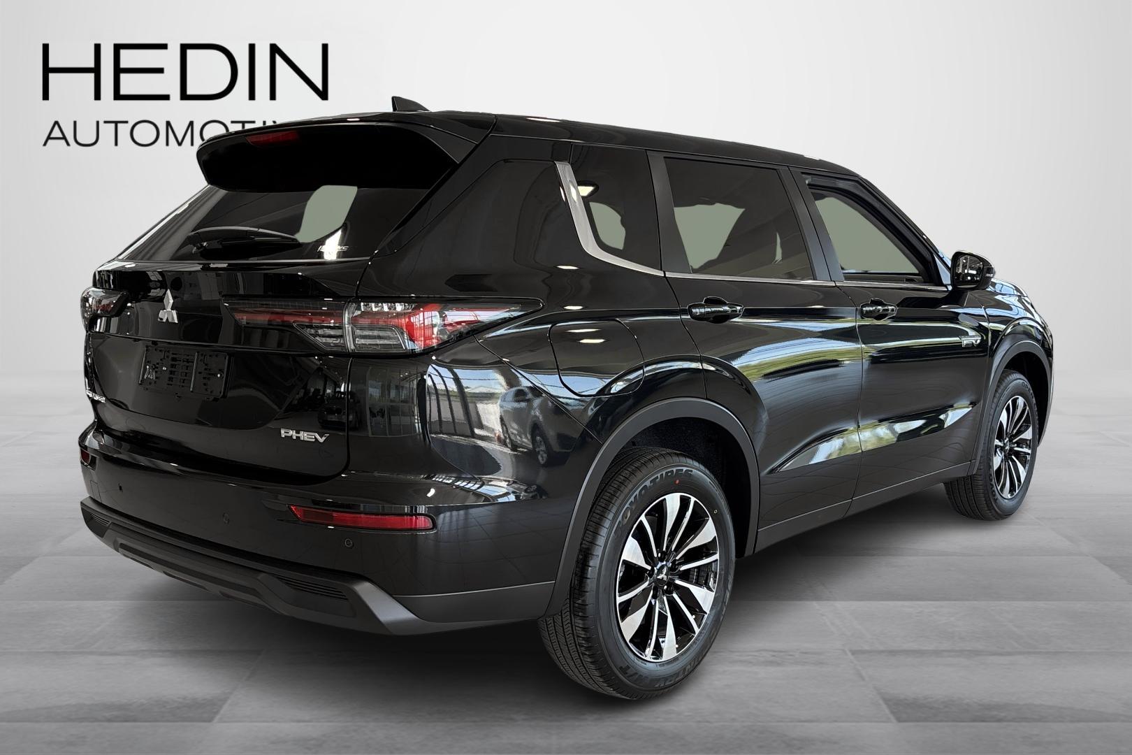 Mitsubishi Outlander 2025