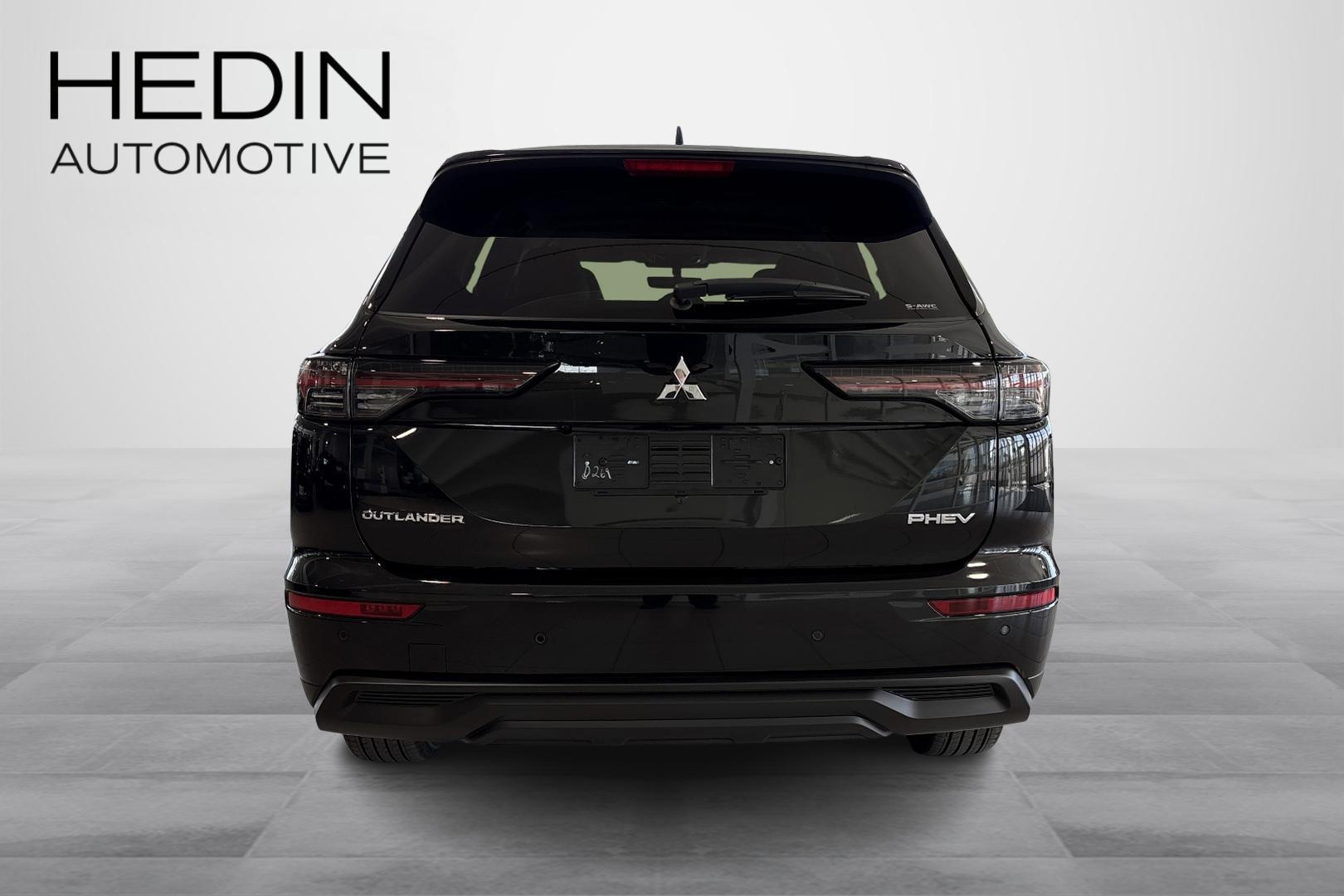 Mitsubishi Outlander 2025