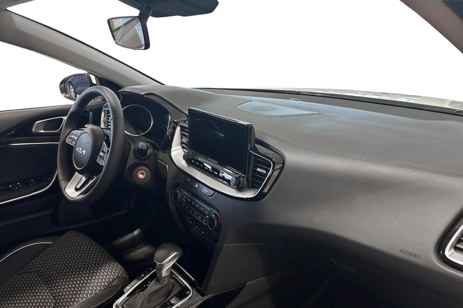 KIA XCeed 12