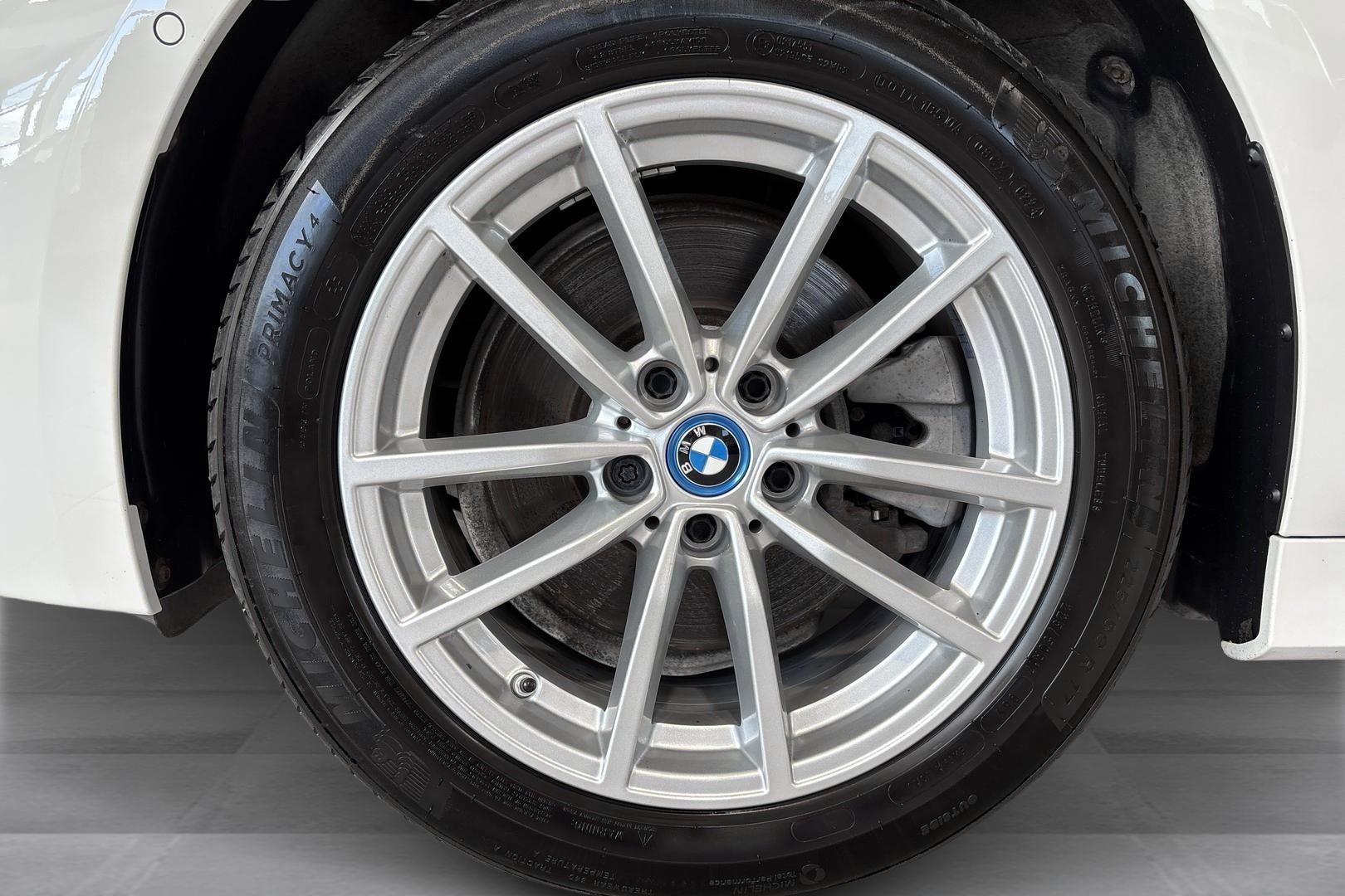 BMW 320 2022
