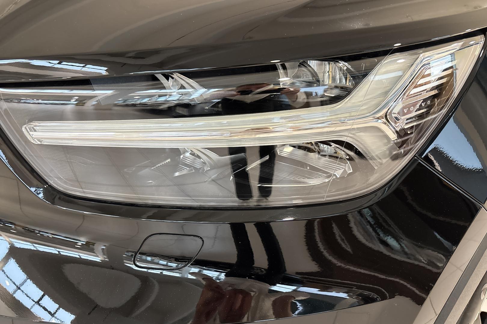 VOLVO XC40 2021