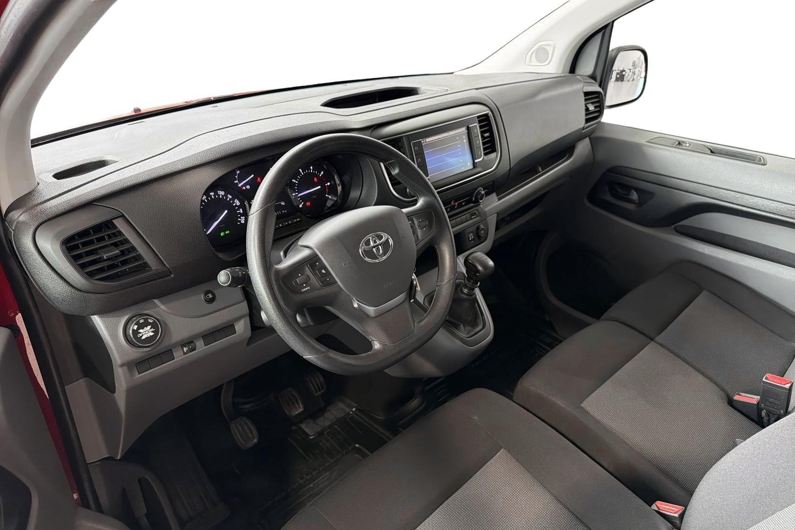 TOYOTA PROACE 9