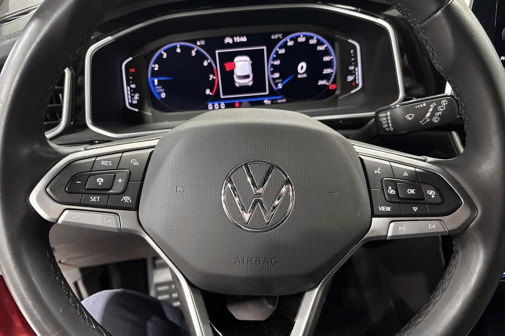 Volkswagen T-Roc 2024
