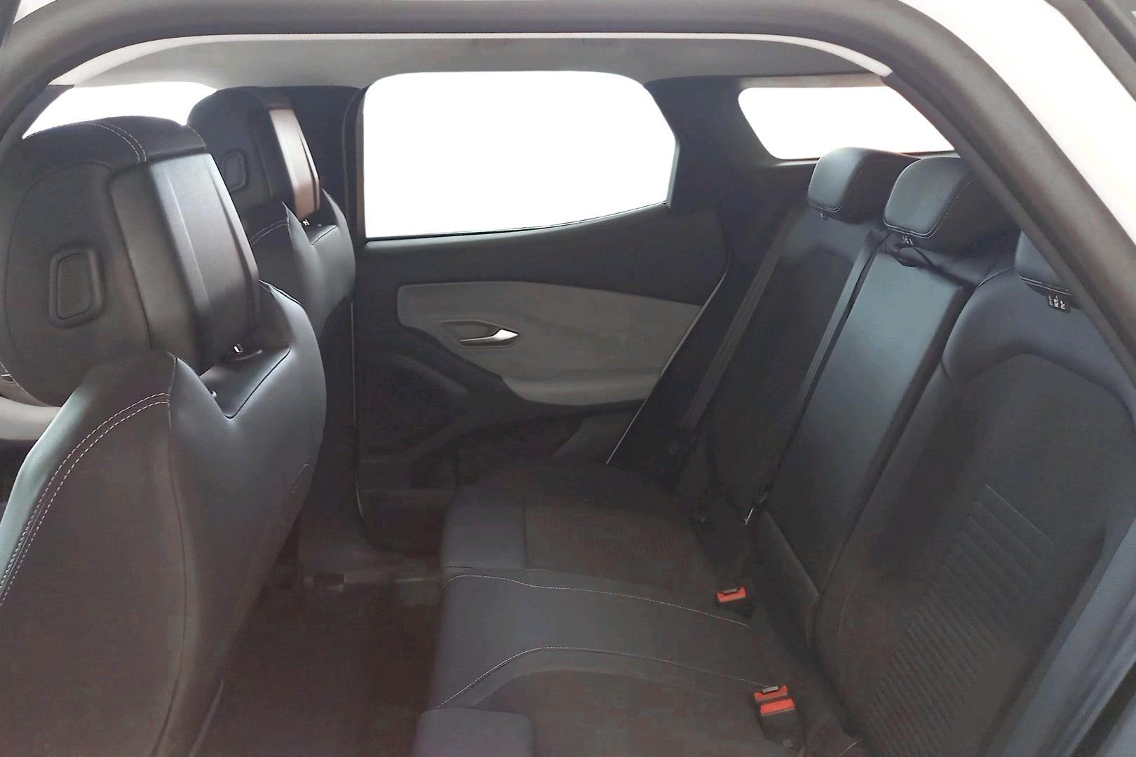 Ford Explorer 9