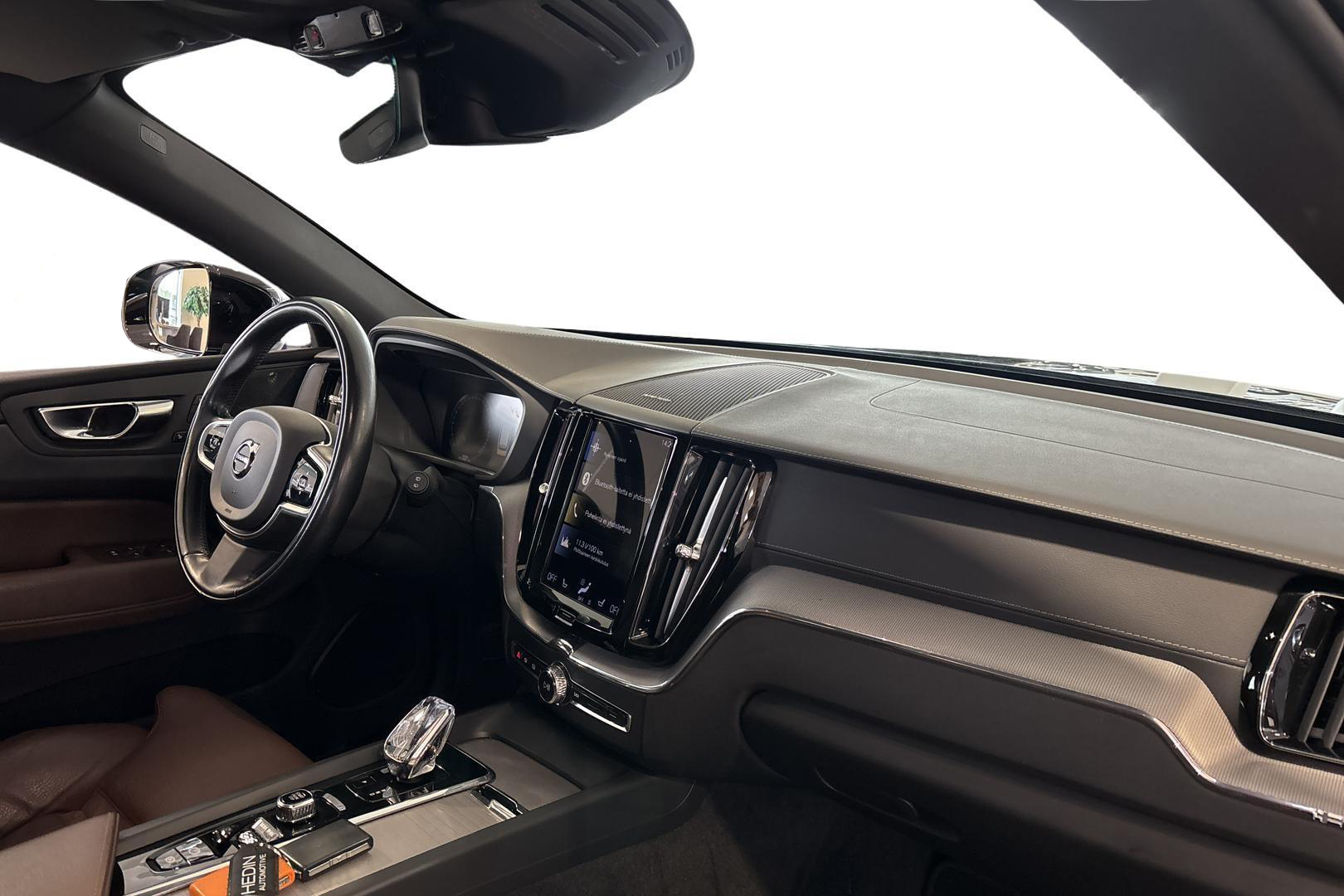 Volvo XC60 2021