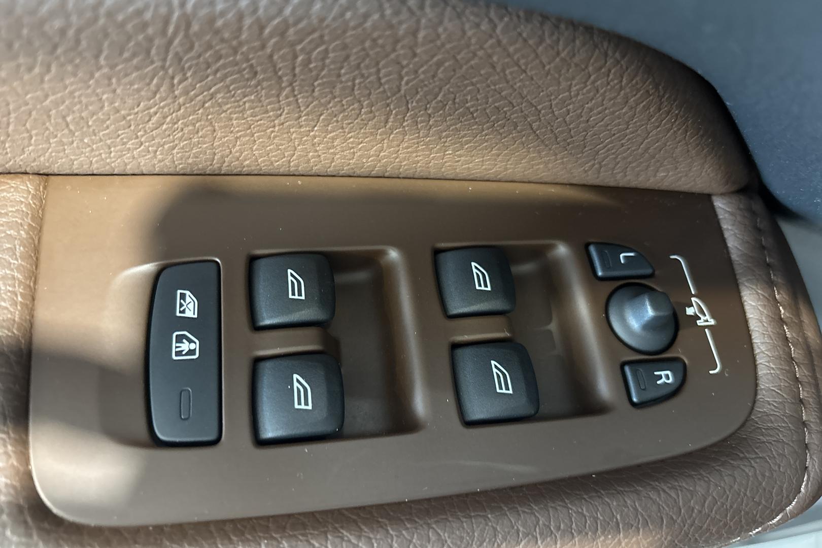 Volvo XC60 2021