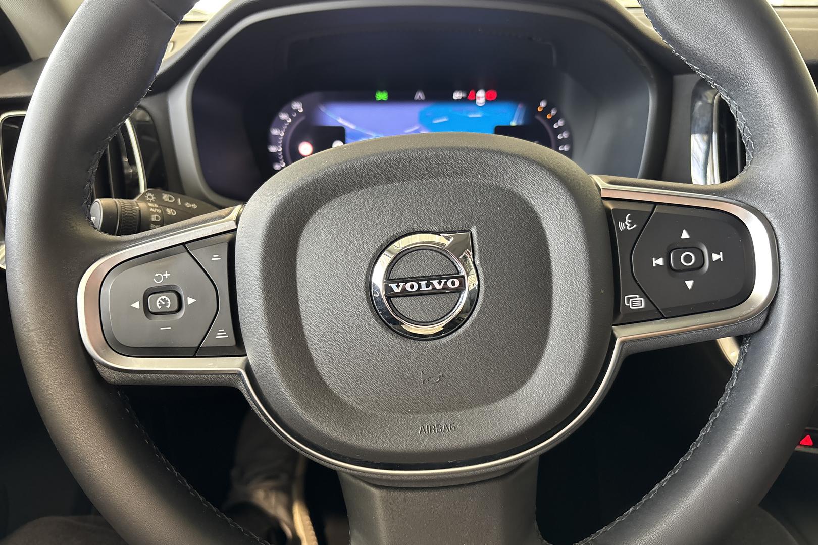 Volvo V60 2023