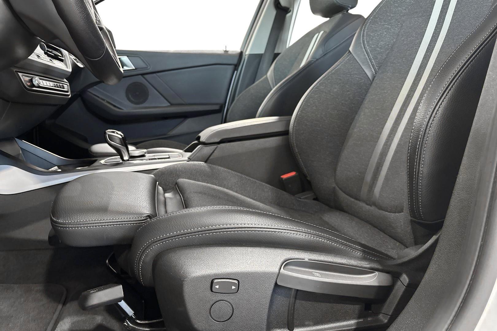 BMW 118 2023
