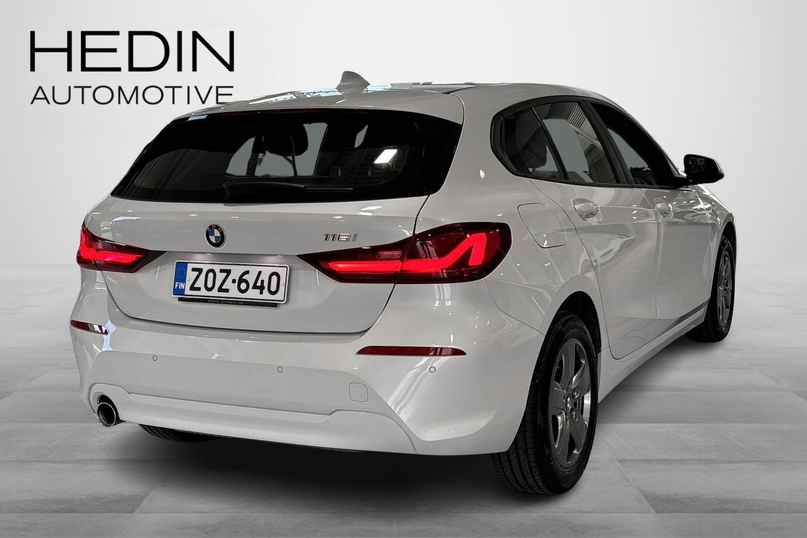 BMW 118 2023