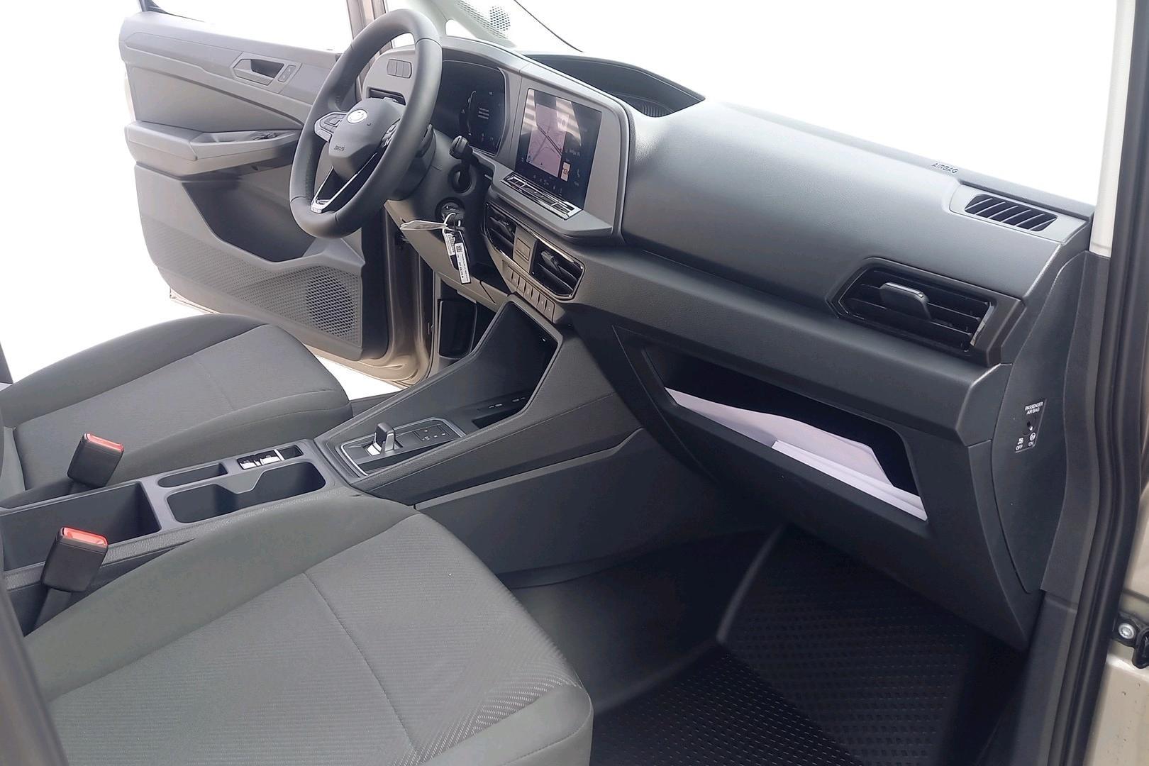 Ford Transit Connect 13