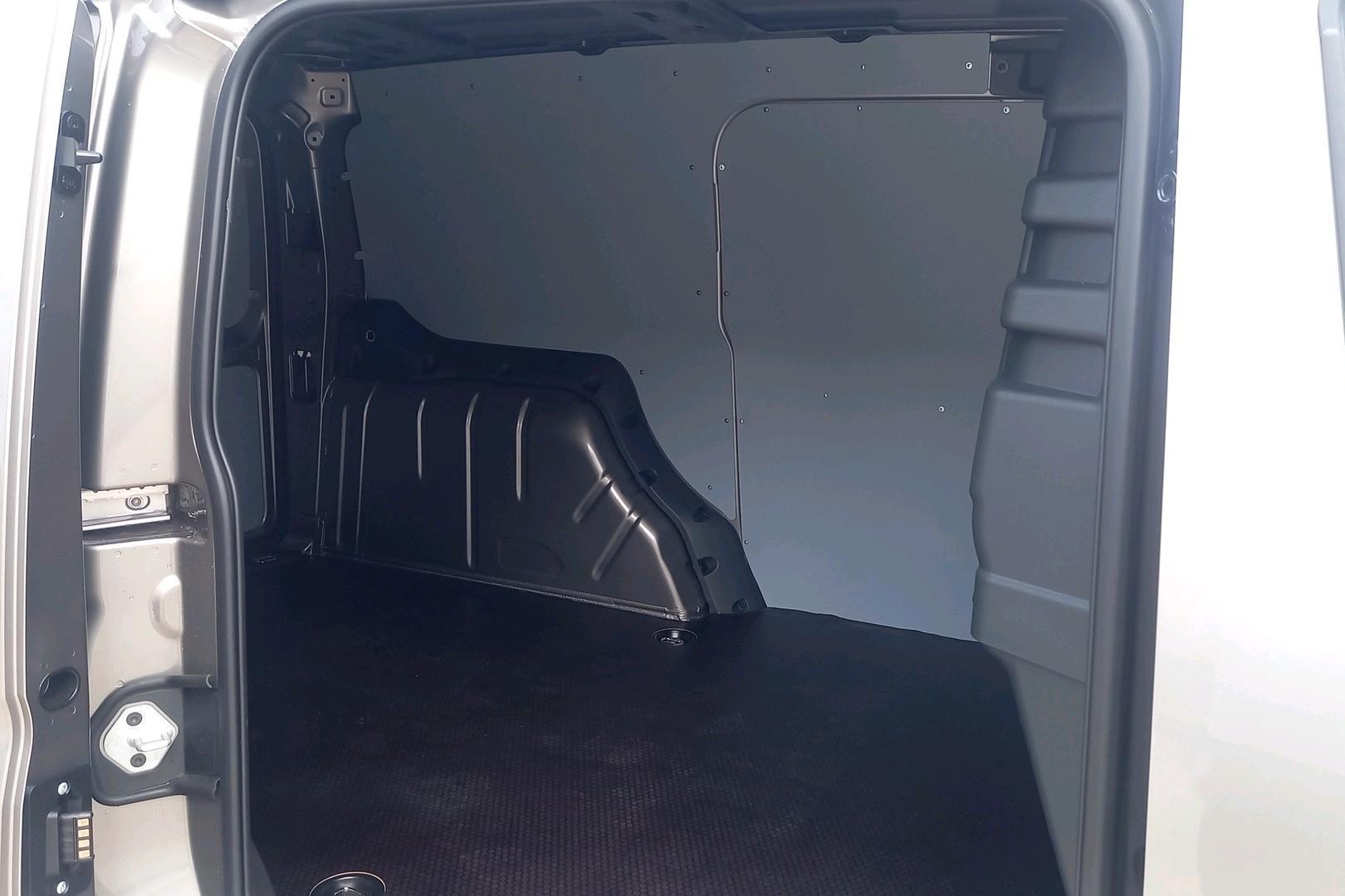 Ford Transit Connect 5