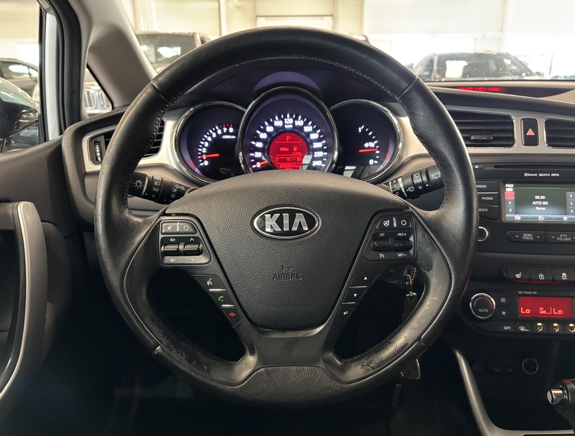 KIA Ceed 12