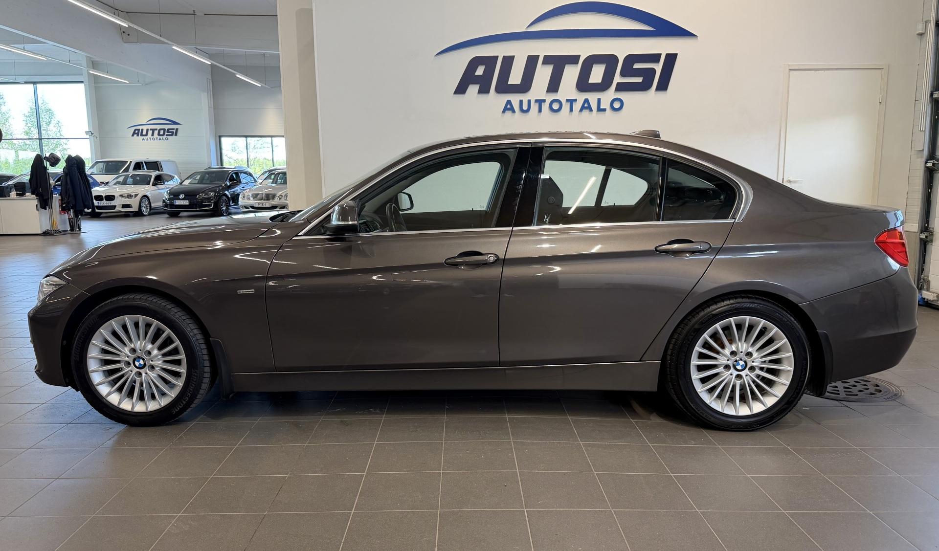 BMW 320 2013