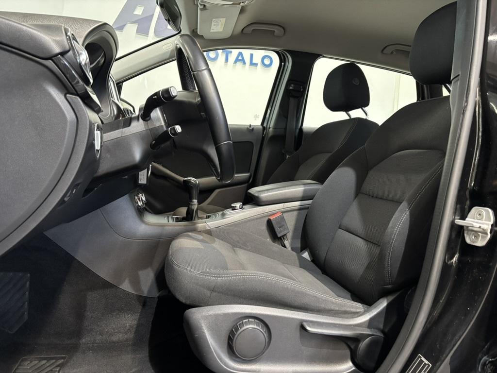 MERCEDES-BENZ B 2014