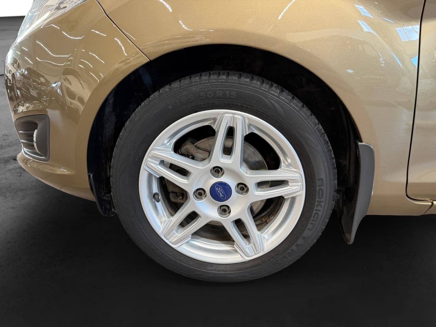 FORD Fiesta 9