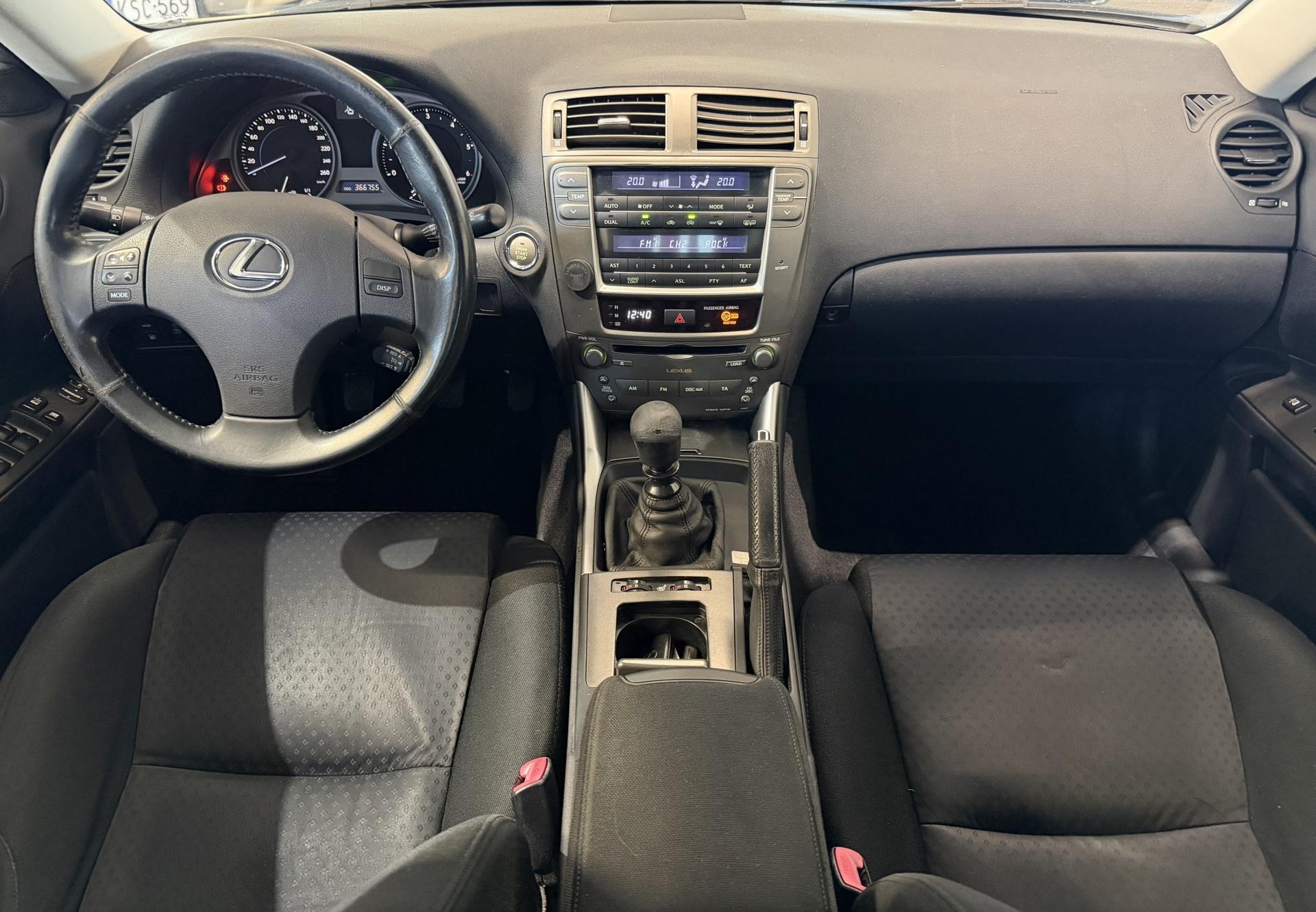 LEXUS IS 2006
