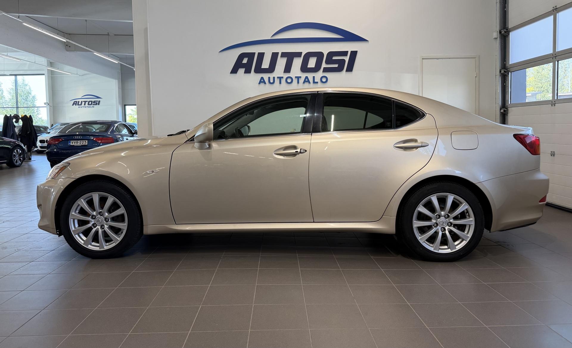 LEXUS IS 2006