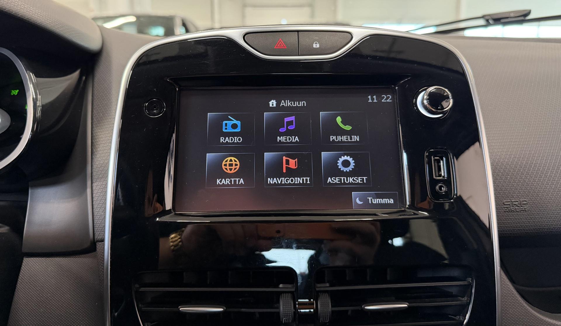 RENAULT Clio 2015