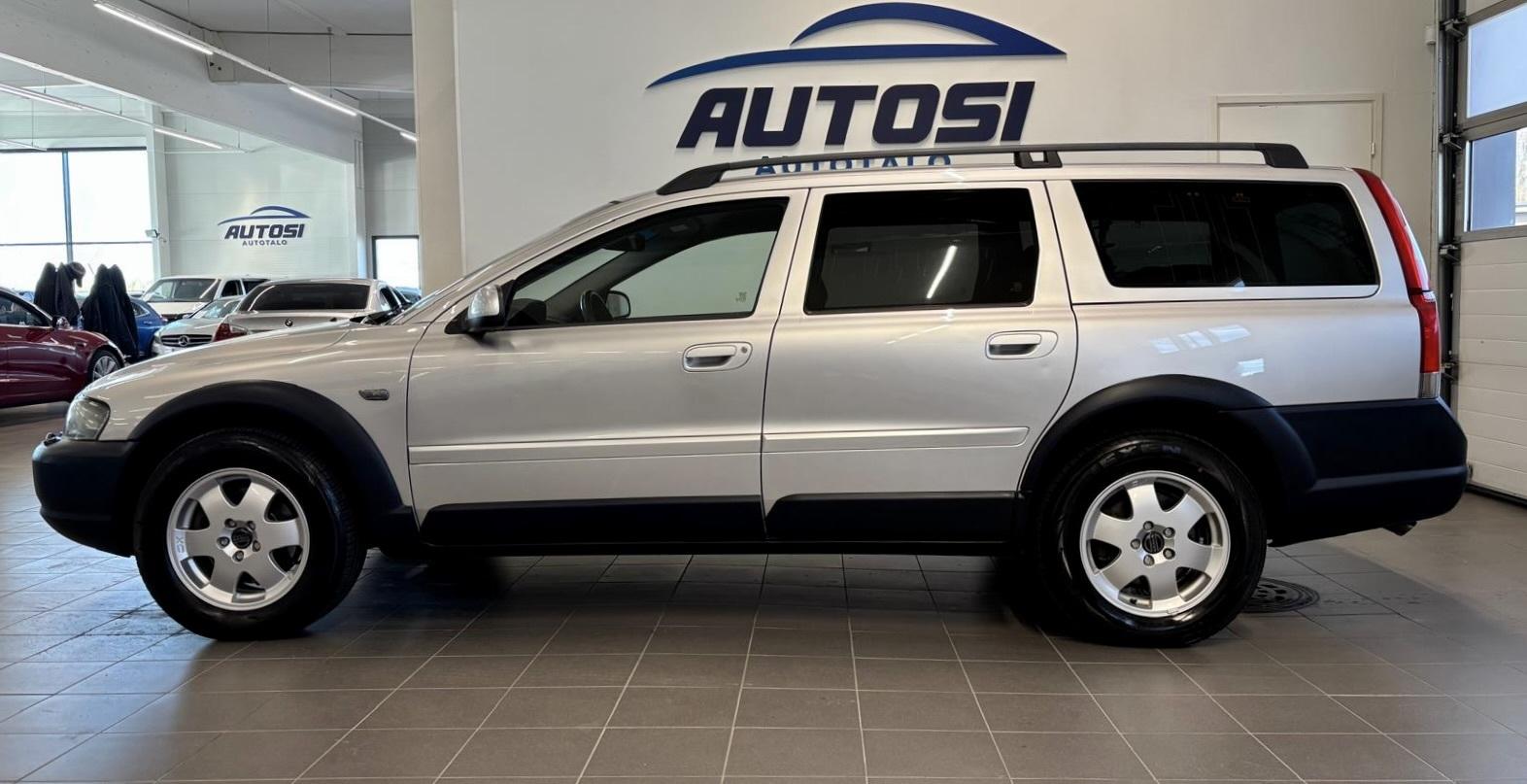VOLVO XC70 2002