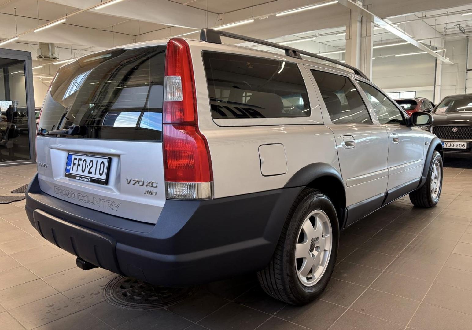 VOLVO XC70 2002