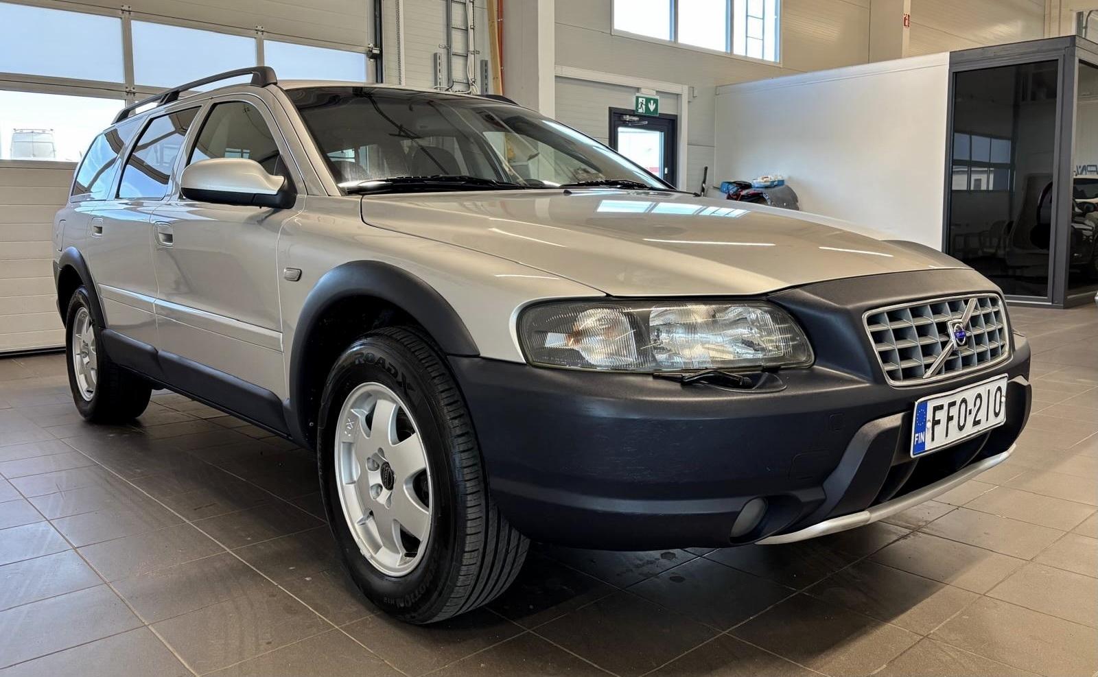 VOLVO XC70 2002