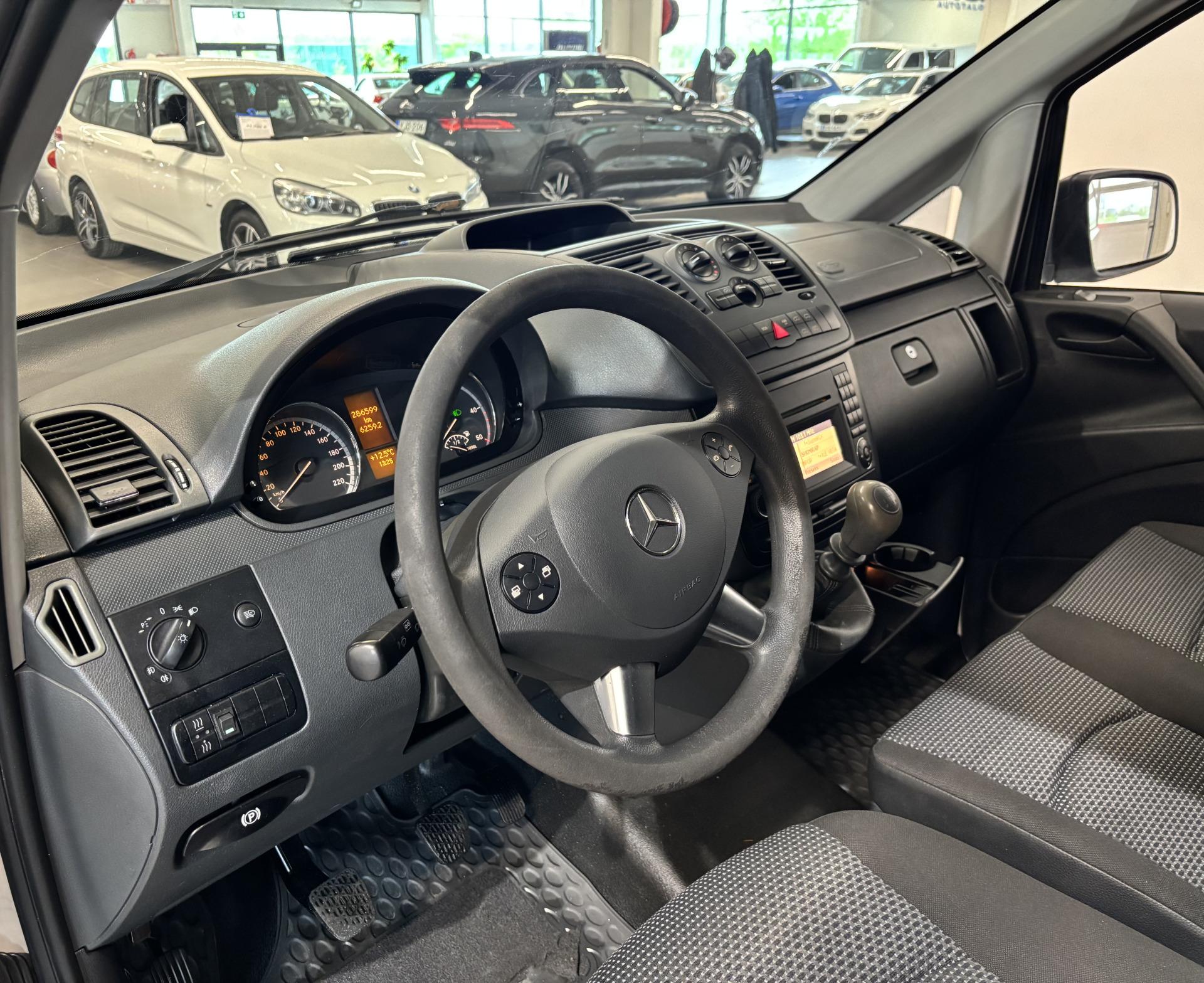 MERCEDES-BENZ Vito 2011