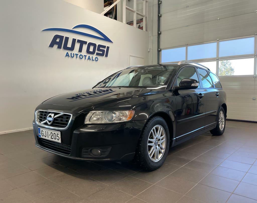 VOLVO V50 2011