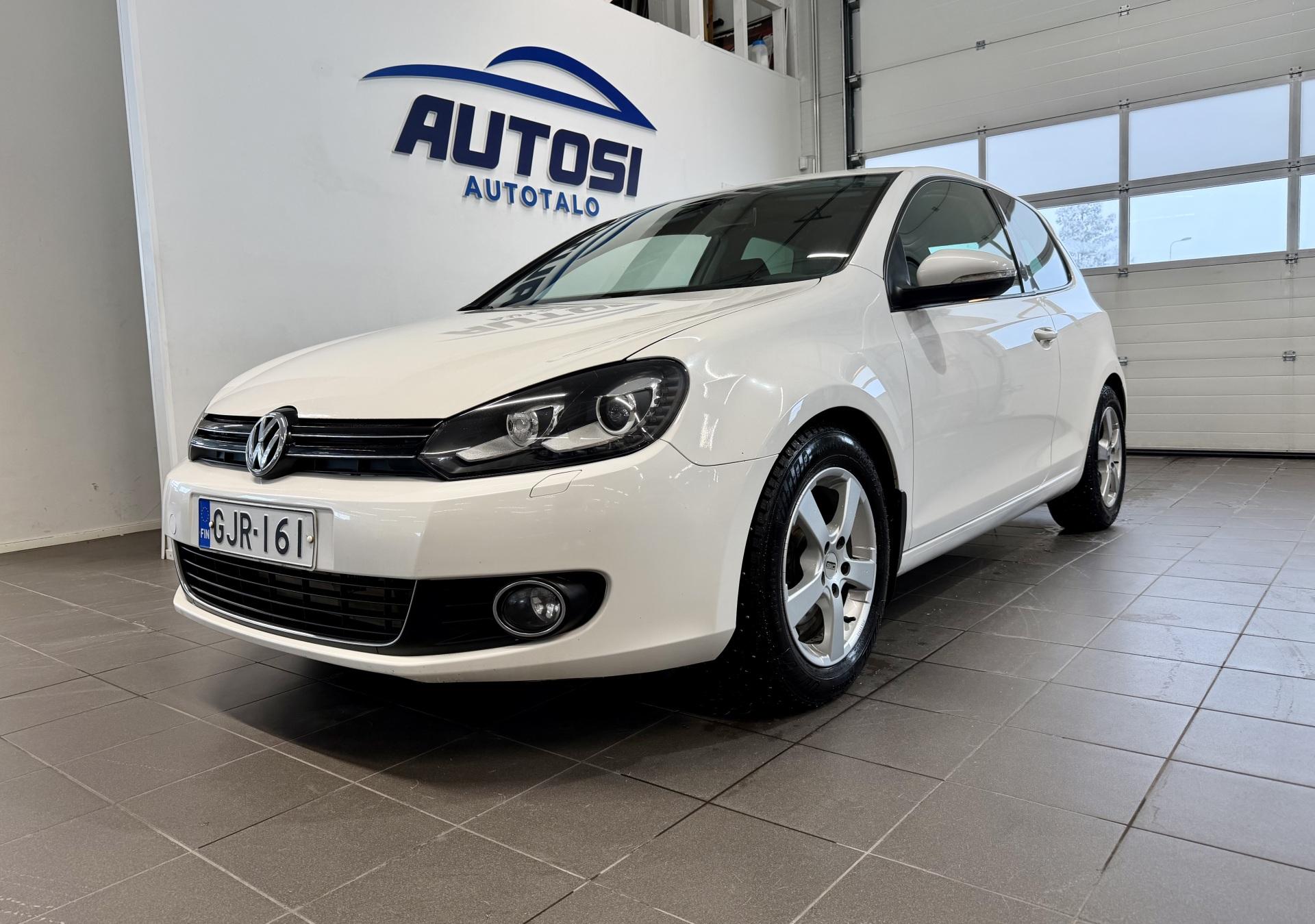 VOLKSWAGEN Golf 2011