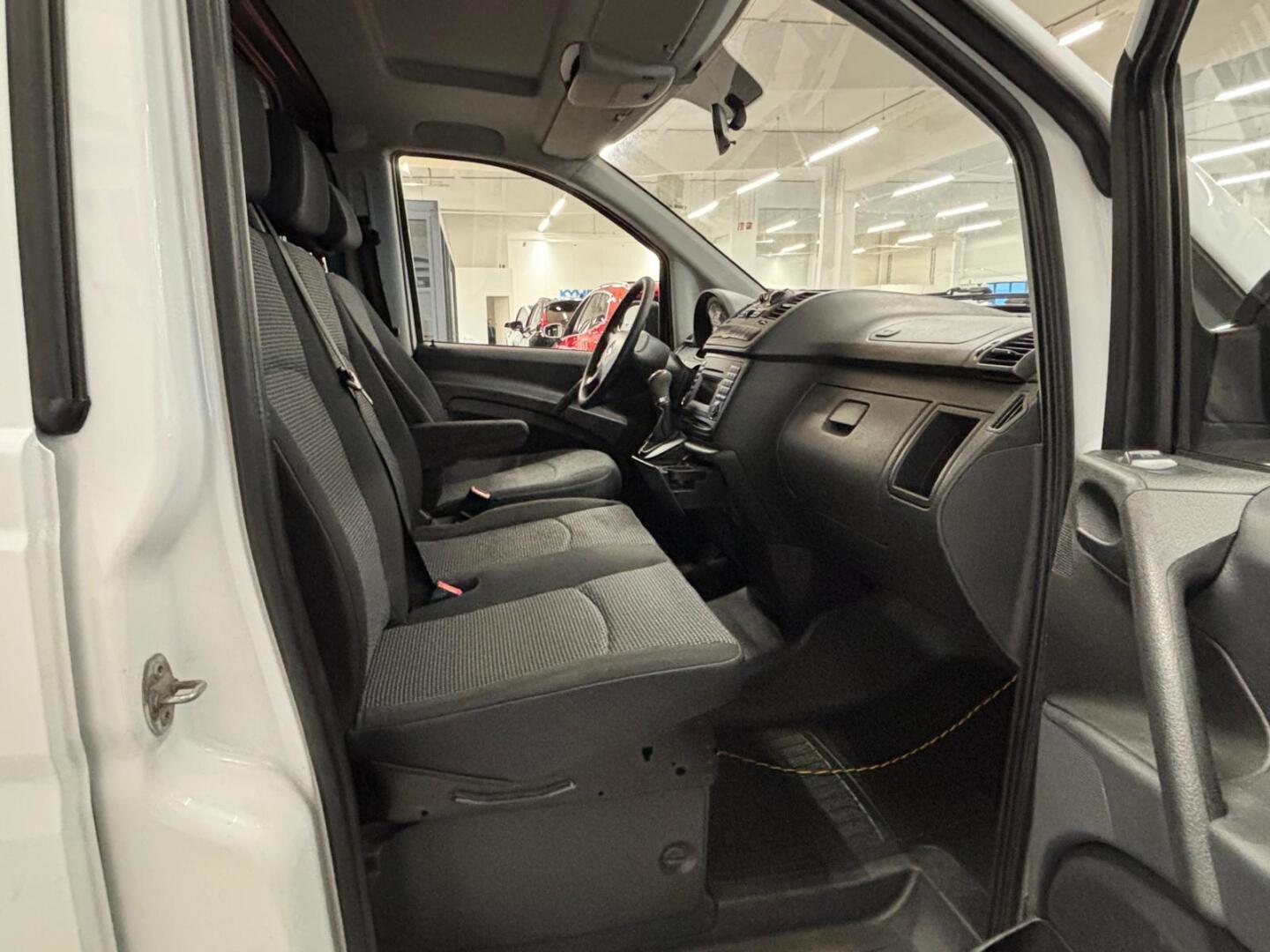 MERCEDES-BENZ Vito 2013